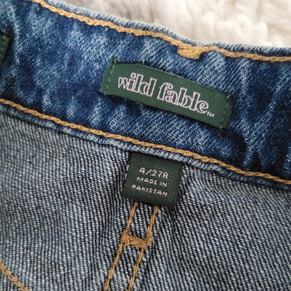 High Rise Baggy Jeans | Size 4 | wild fable - Picture 7 of 8